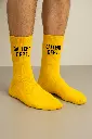 Socks Amarillas con Detalles Negritos.webp